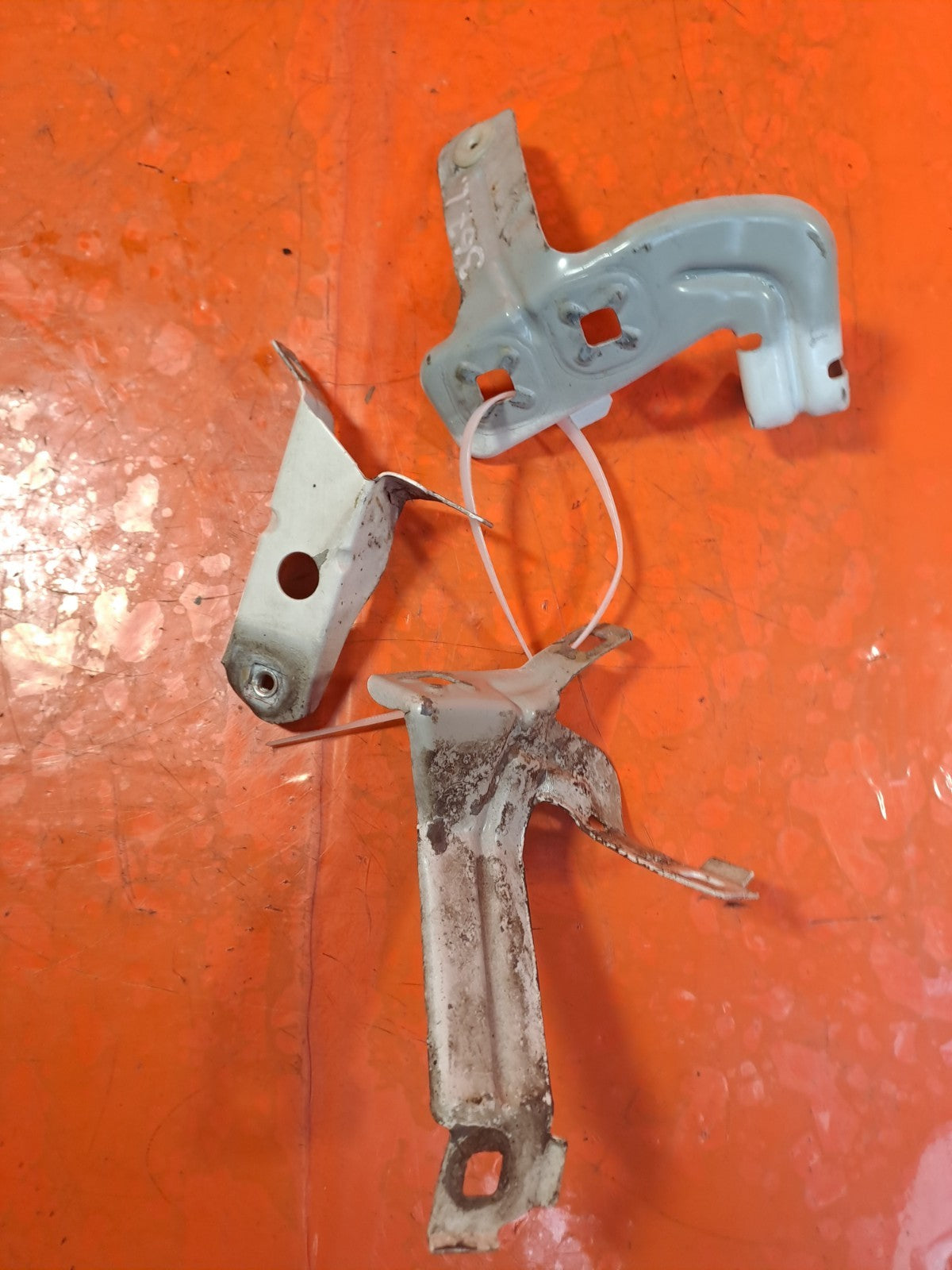 ✅BMW F33 420D M SPORT 2.0 DIESEL 2015 FRONT LEFT WING BRACKETS 7255821 Warranty - Image 7