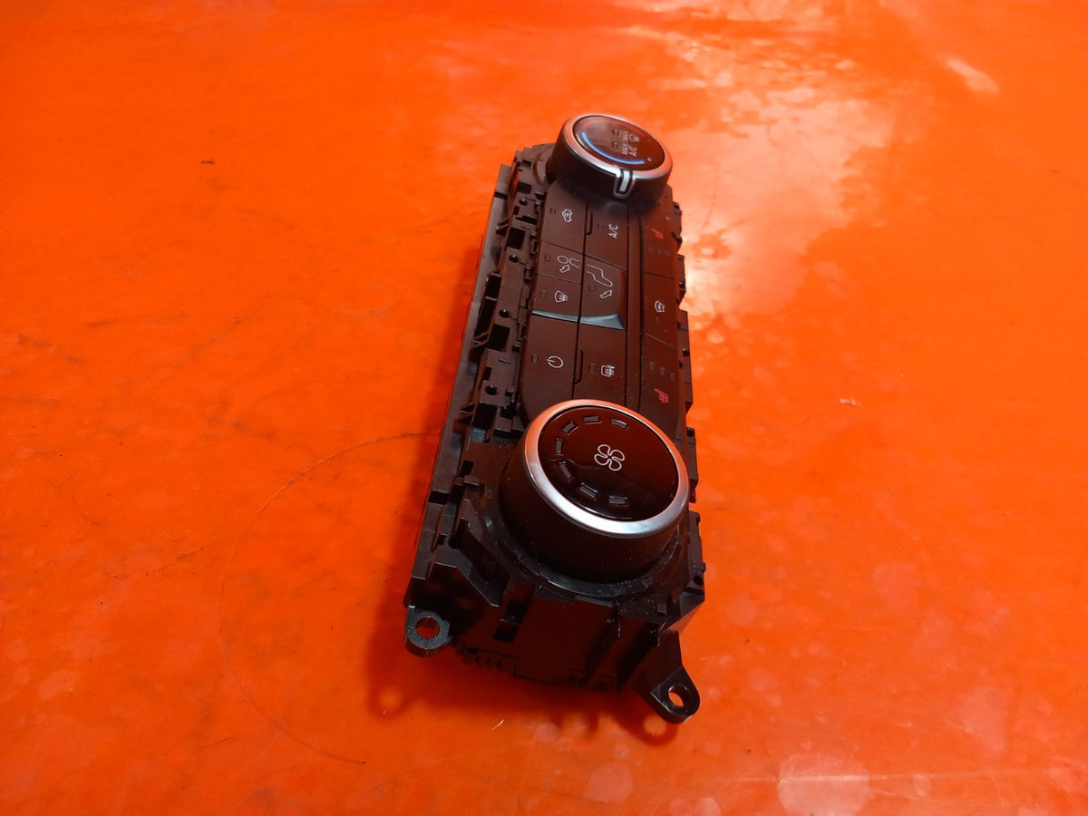 ebay-src:https://i.ebayimg.com/00/s/mtiwmfgxnjaw/z/eziaaeswrqnq4xqb/$_57.jpg