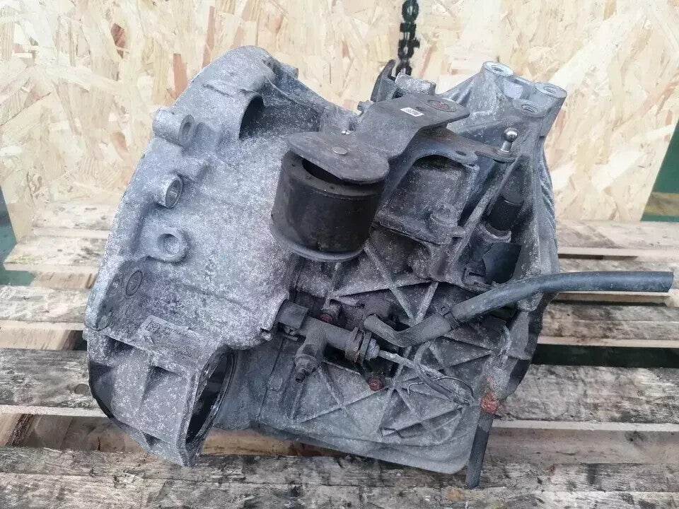 MERCEDES A200 W176 2.1 DIESEL 2015 6 SPEED MANUAL GEARBOX A1762610101 A047 - Image 5