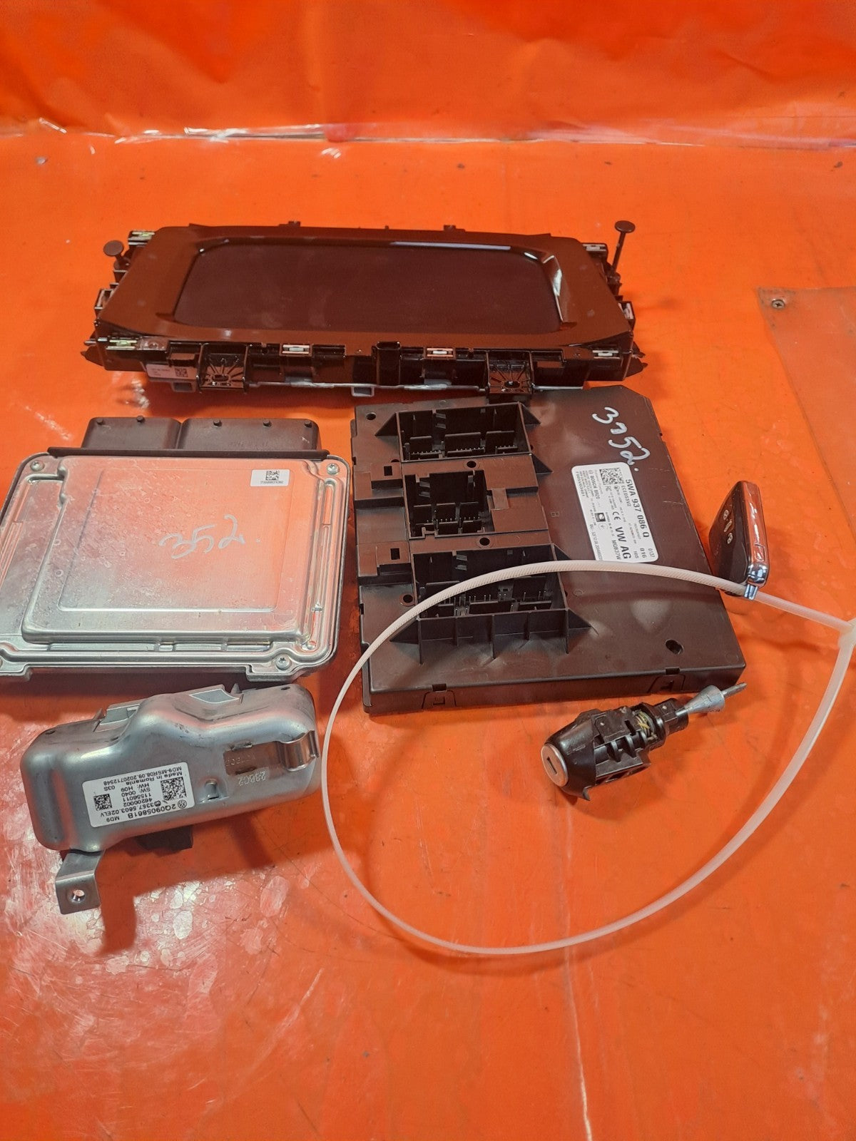 ✅VW GOLF STYLE MK8 1.5 PETROL 2020 ENGINE ECU KIT 05E907309G 5H0919605B Warranty - Image 4