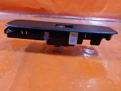 ✅Dacia Duster Journey 1.3 Petrol 2024 Rear Right Electric Window Switch A364 - Image 4