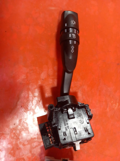 2018 Ssangyong Korando ELX 4X4 Indicator Wiper Stalk 202008886 Warranty A329 - Image 2