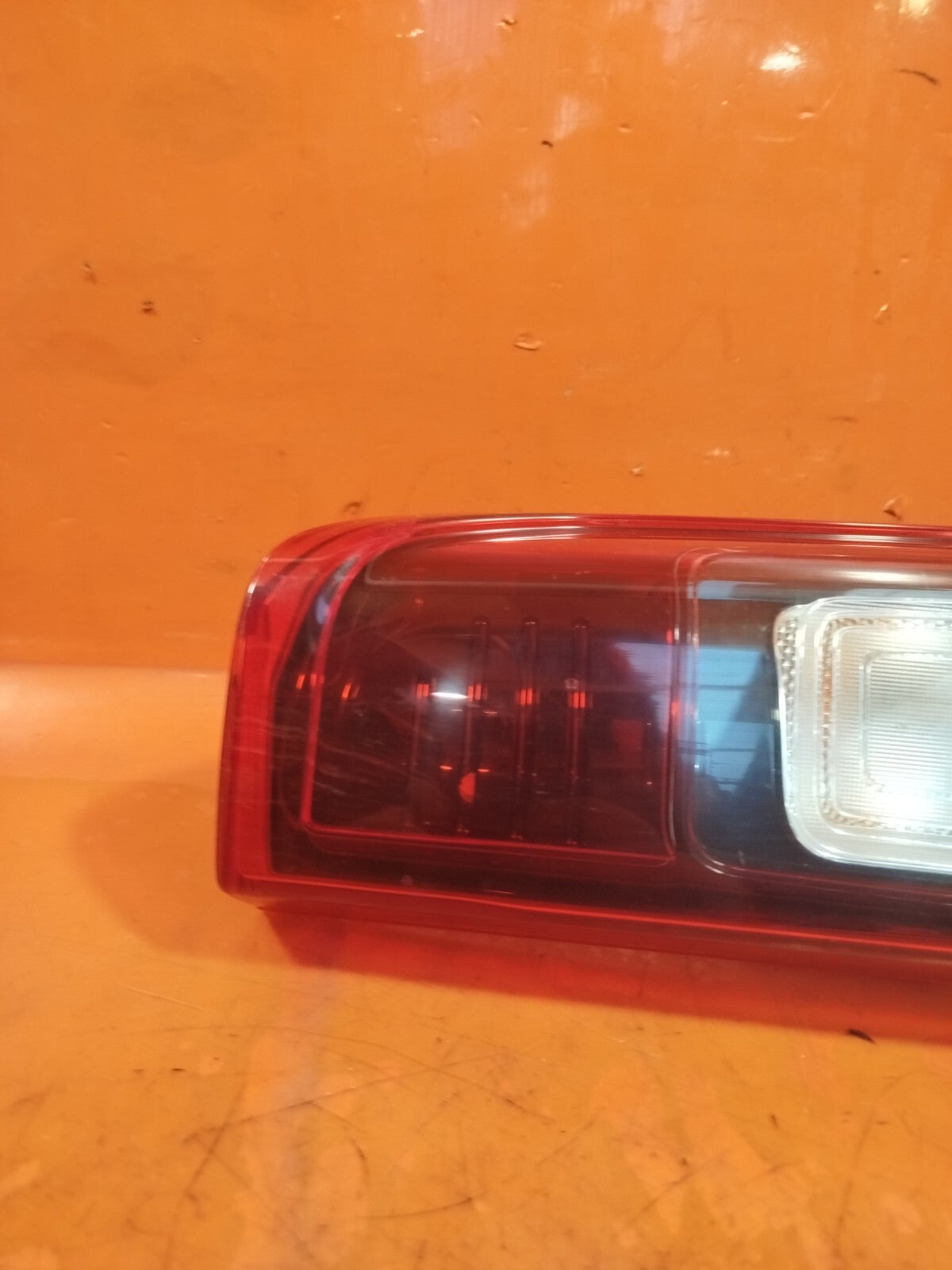 2015 Renault Trafic MK3 SL27 Rear Tail Light Right Side 26550465R Warranty A250 - Image 4