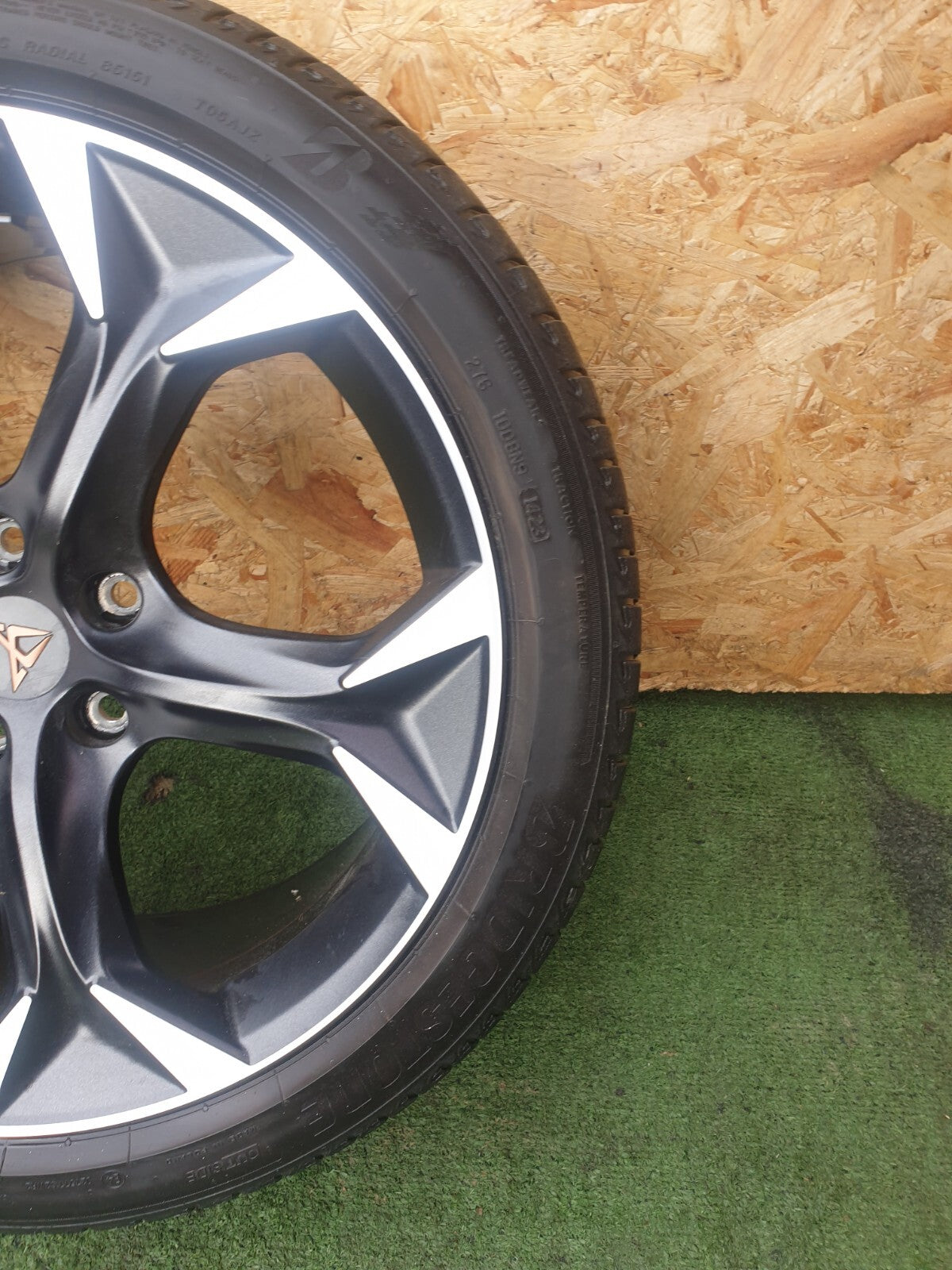 2023 CUPRA FORMENTOR 1.4P HYBRID ALLOY WHEEL & TYRE 245/40 R19 + WARRANTY A173 - Image 2