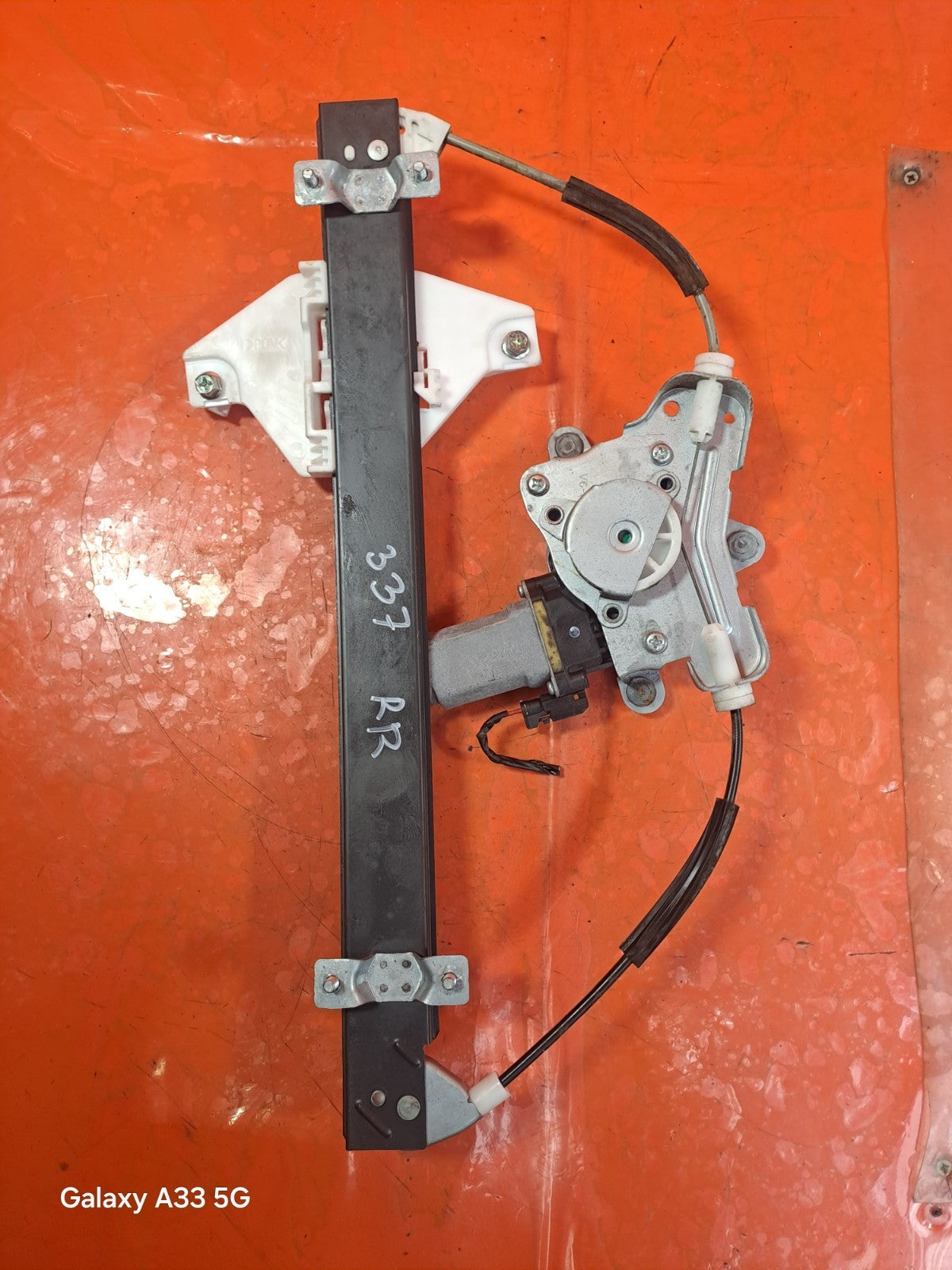 ✅SSANGYONG KORANDO 2.2 DIESEL 2015 REAR RIGHT WINDOW MOTOR & REGULATOR Warranty - Image 9