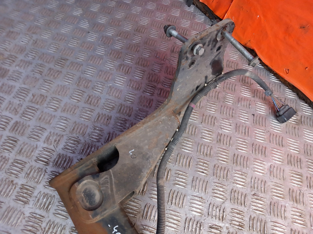 Ford Transit Custom 2.0 Diesel 2016 Tow Bar BK2119D520BG 55R-012081 A409 - Image 7