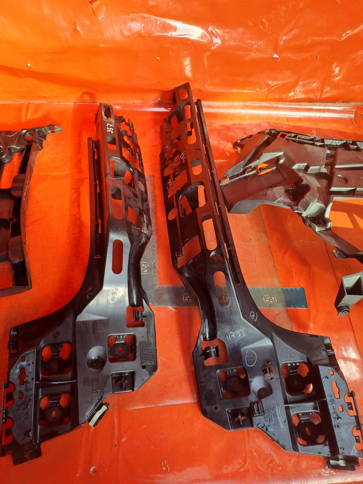 ✅BMW G20 320I 2.0 PETROL 2021 REAR BUMPER BRACKETS SET 7469364 7469363 8069393 - Image 8
