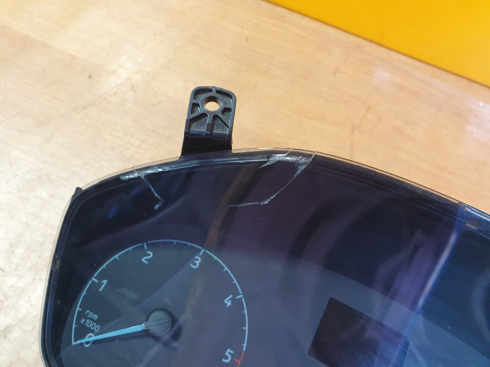 Ford Transit Custom 2018 SPEEDOMETER INSTRUMENT CLUSTER JK2T-10849-AD CRACK - Image 6