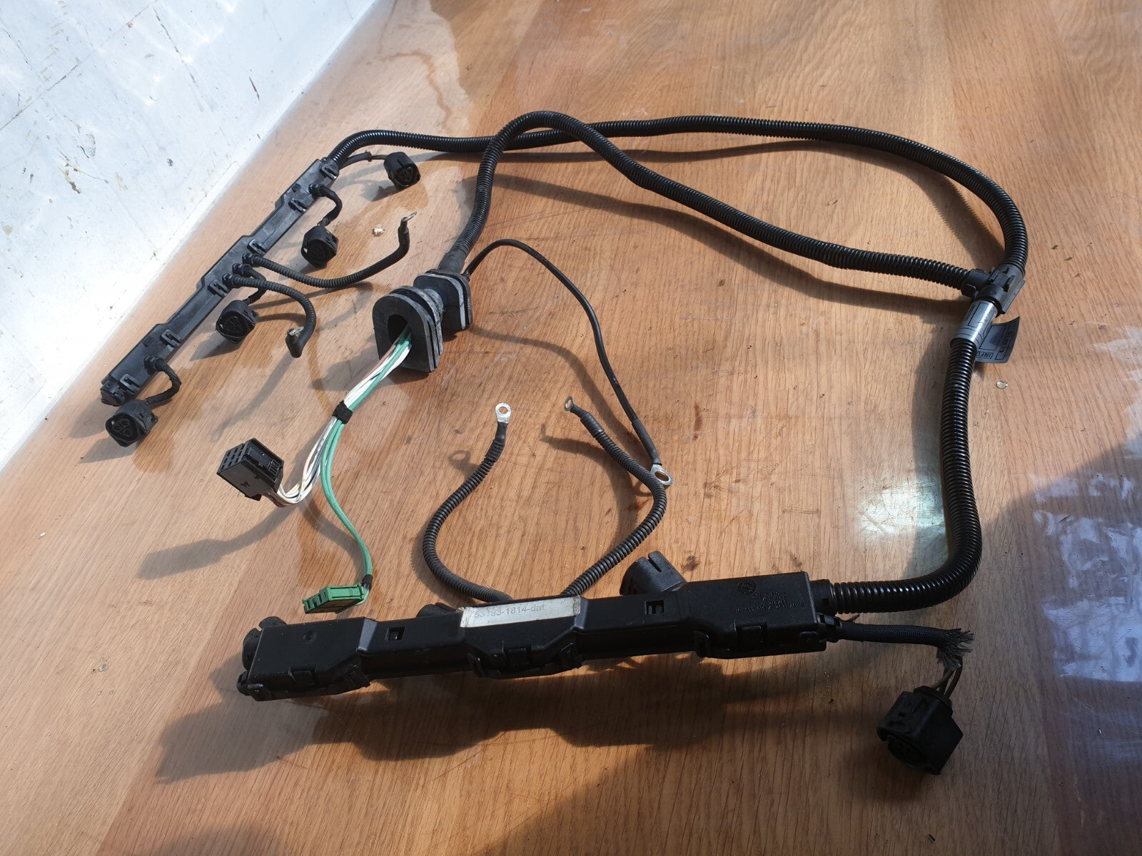 ebay-src:https://i.ebayimg.com/00/s/mtiwmfgxnjaw/z/g1aaaosweylm8vgr/$_57.jpg
