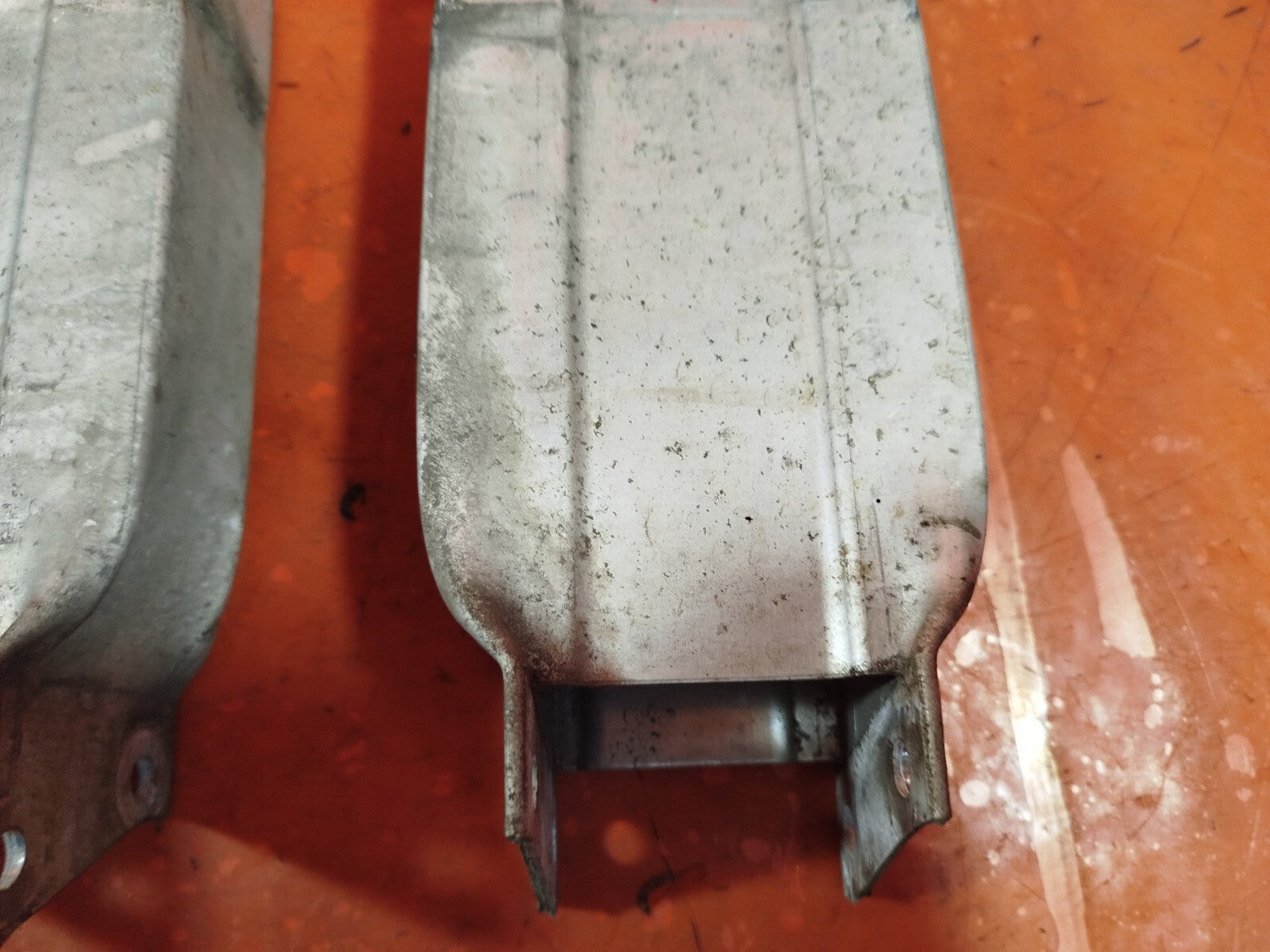 ✅MERCEDES C250 W204 2.1 DIESEL 2011 FRONT CRASH BAR BRACKETS A2046201195 A283 - Image 3