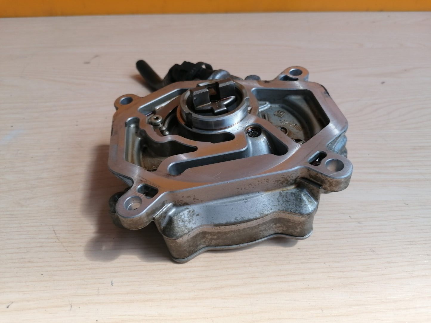 ebay-src:https://i.ebayimg.com/00/s/mtiwmfgxnjaw/z/vysaaoswmczkzzkw/$_57.jpg