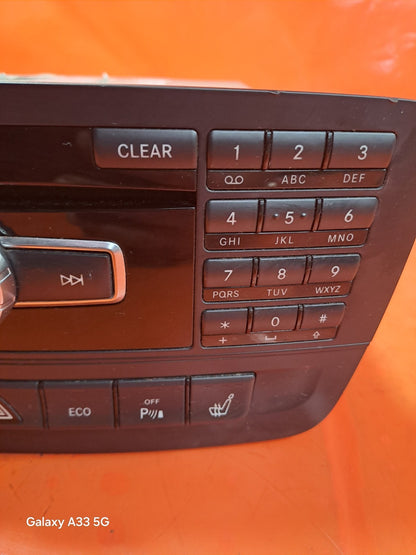 ✅MERCEDES W176 A180 1.6 PETROL 2012 STEREO RADIO CD PLAYER SAT NAV HEAD UNIT - Image 2