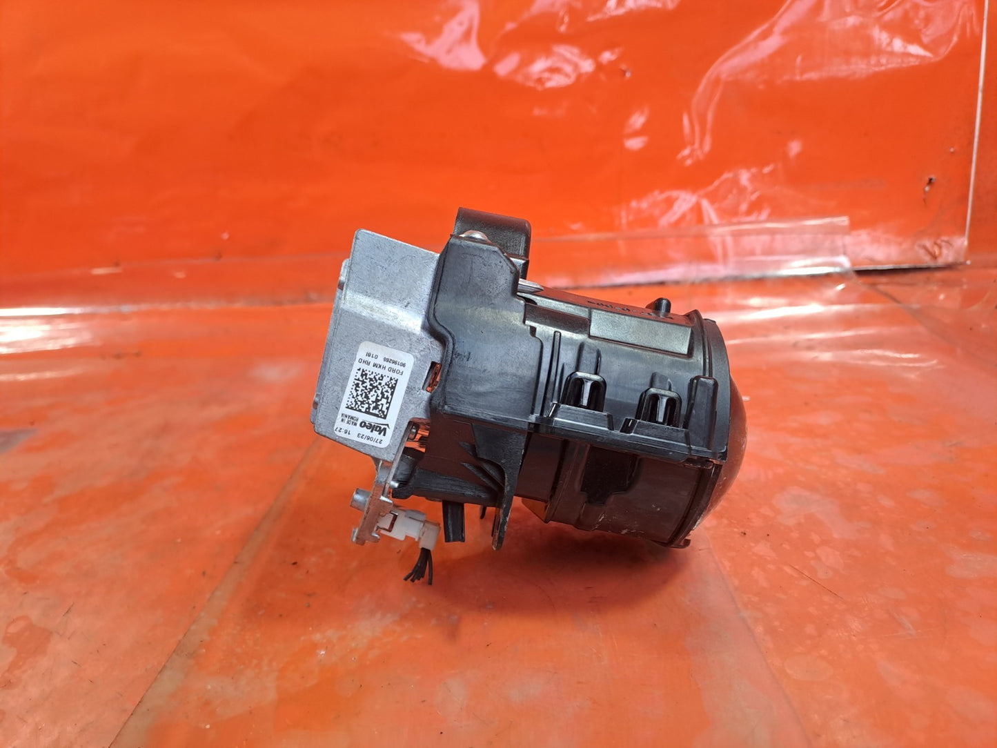 ebay-src:https://i.ebayimg.com/00/s/mtiwmfgxnjaw/z/yq4aaesw7ltpr-kt/$_57.jpg