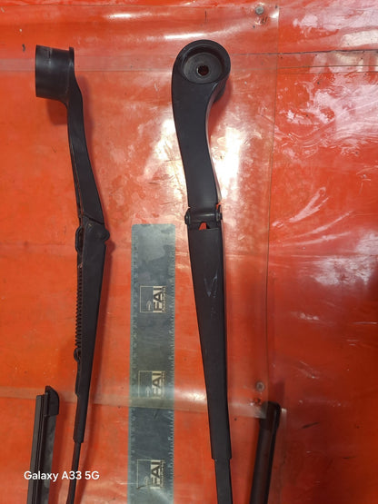 ✅FORD TRANSIT CUSTOM 2.0 DIESEL 2023 FRONT WIPER ARMS W000035491 W000035490 A342 - Image 5