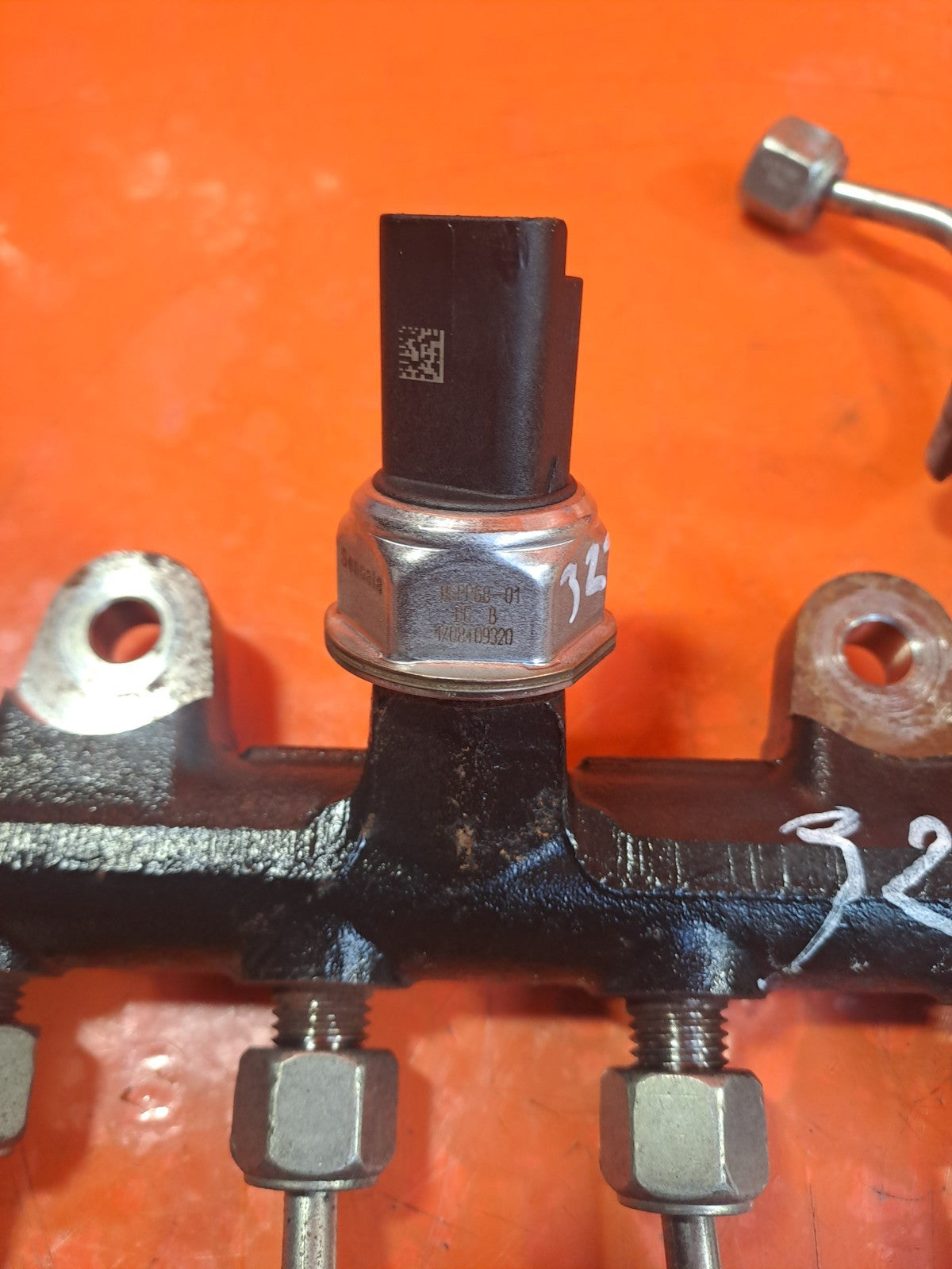 ✅2017 NISSAN JUKE TEKNA F15 FUEL INJECTOR RAIL 175210651R + WARRANTY A322 - Image 4