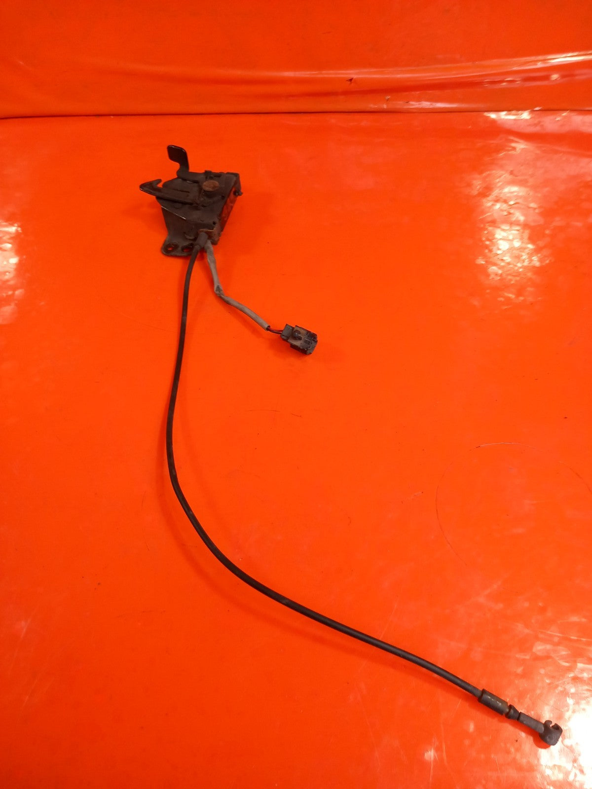 2010 Hyundai I800 2.5 CRDi Front Bonnet Lock Latch Warranty A325 - Image 7