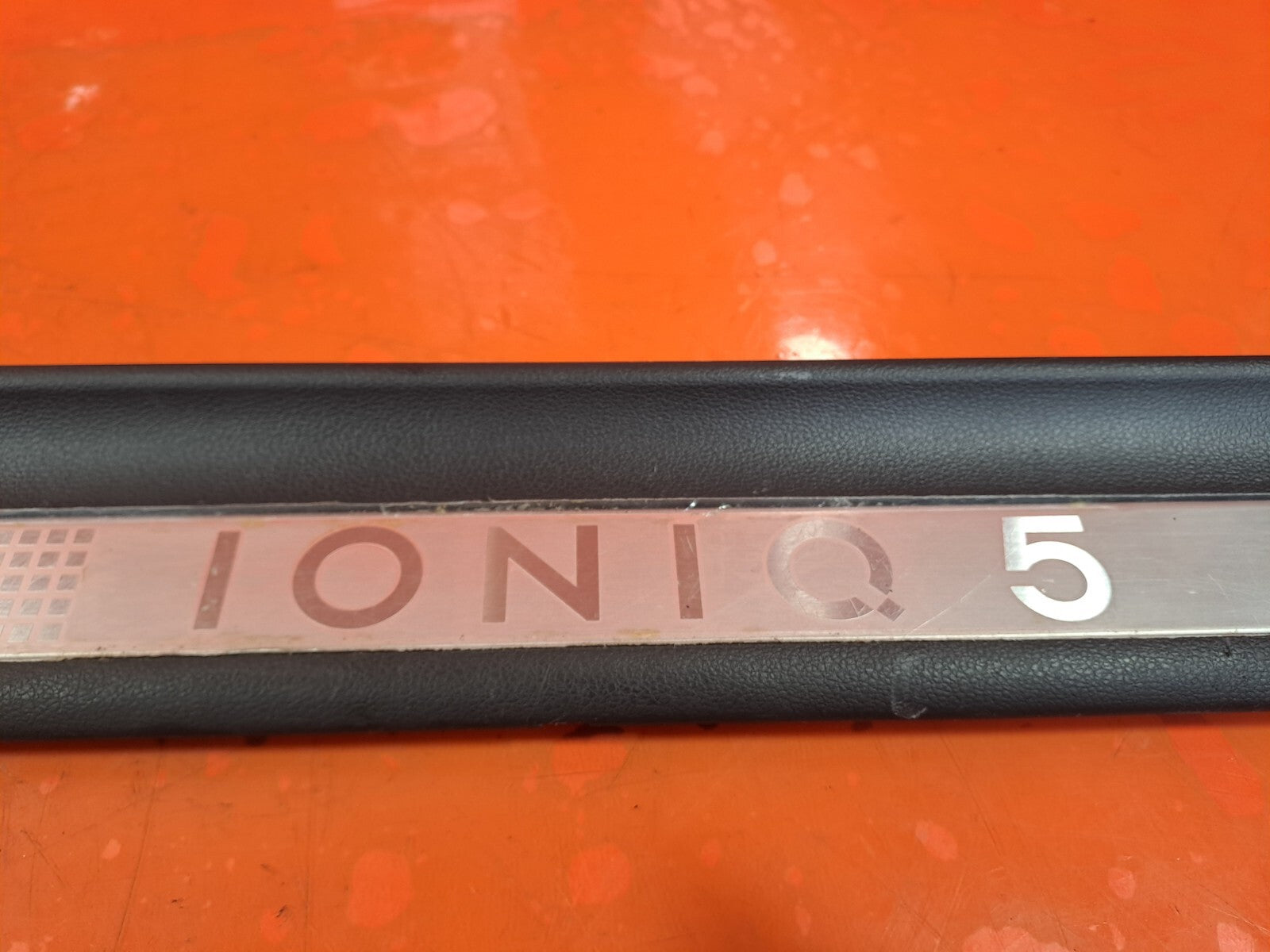 HYUNDAI IONIQ 5 2024 FRONT LEFT SILL TRIM 85874-GI100 Warranty A226 - Image 3