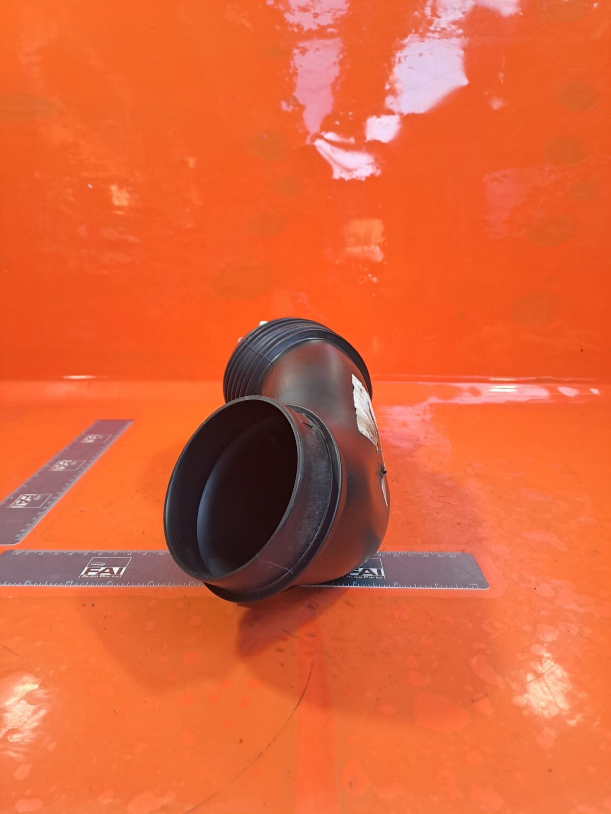 VW TRANSPORTER T6 2.0 DIESEL 2016 AIR INTAKE HOSE PIPE 7E0129578B Warranty A225 - Image 4