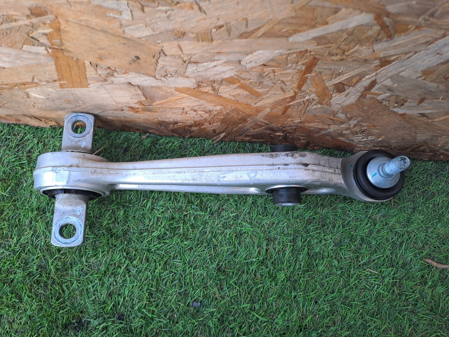 2024 TESLA MODEL 3 LONG FRONT RIGHT LOWER SUSPENSION ARM 1344341-00-B A207 - Image 6