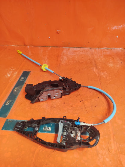 ✅2023 BMW 2 SERIES M SPORT F44 FRONT RIGHT DOOR LOCK 7956148 + WARRANTY A293 - Image 1