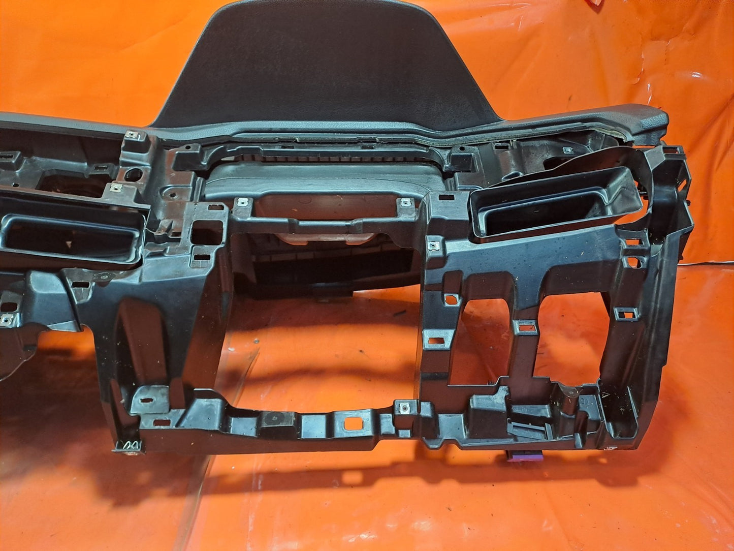 ebay-src:https://i.ebayimg.com/00/s/mtiwmfgxnjaw/z/oyeaaeswj9dpfifr/$_57.jpg