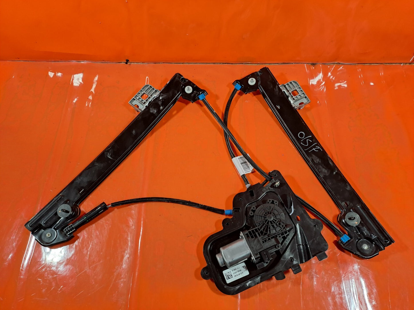 ✅TESLA MODEL 3 LONG RANGE 2020 FRONT RIGHT WINDOW REGULATOR 1096621-14-J A262 - Image 1