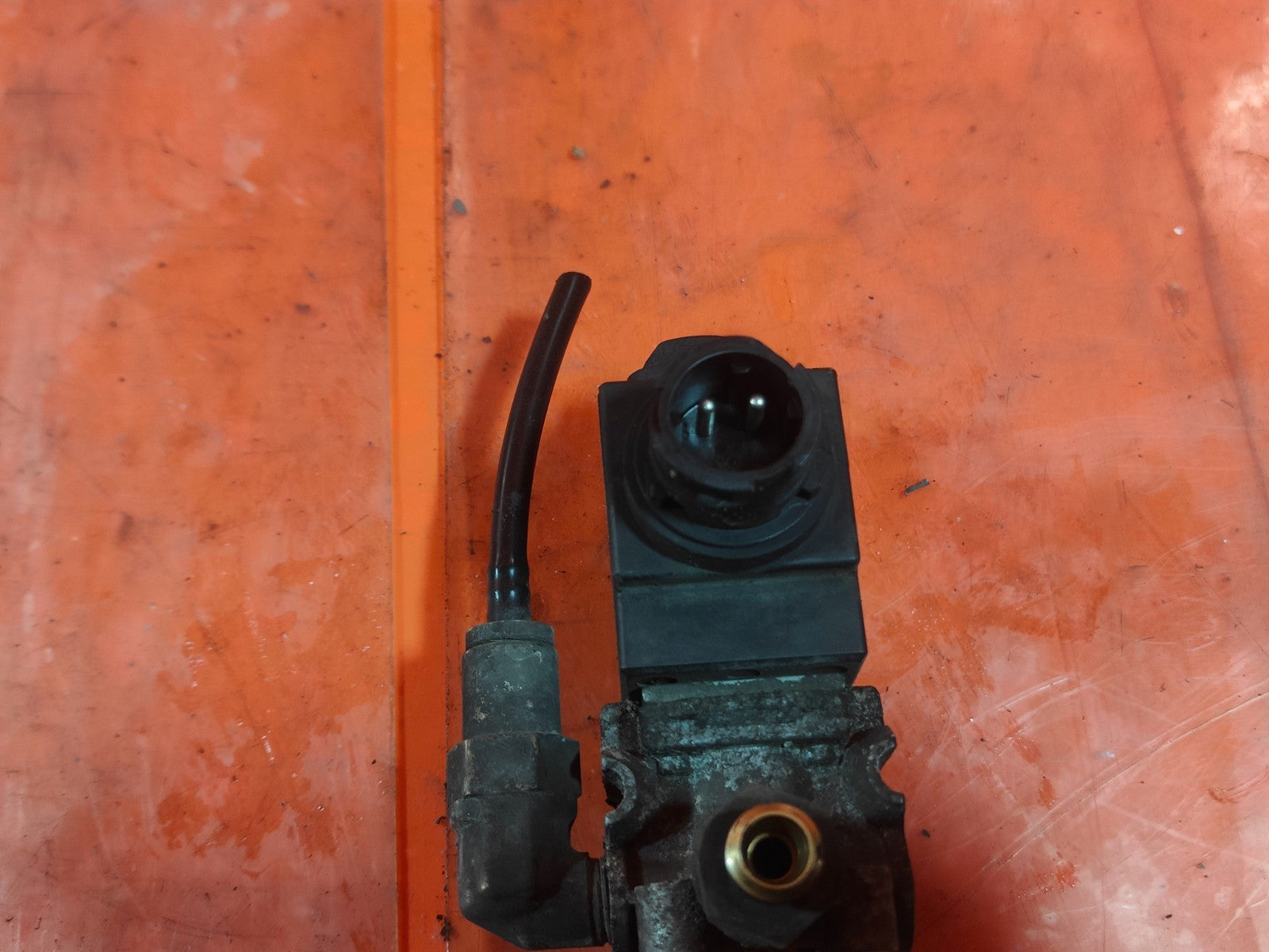 ✅2003 VOLVO FL AIR SOLENOID VALVE 1078316 + WARRANTY A324 - Image 4