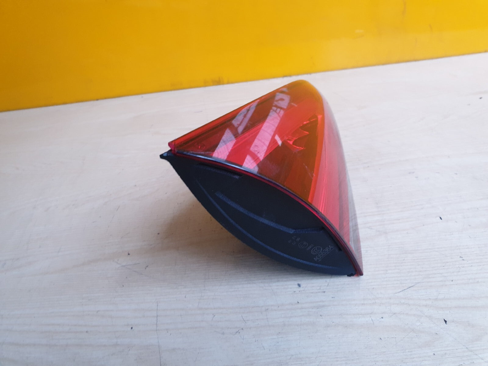 2019 MERCEDES A CLASS W177 REAR LEFT INNER TAIL LIGHT A1779061900 damaged X00 - Image 9