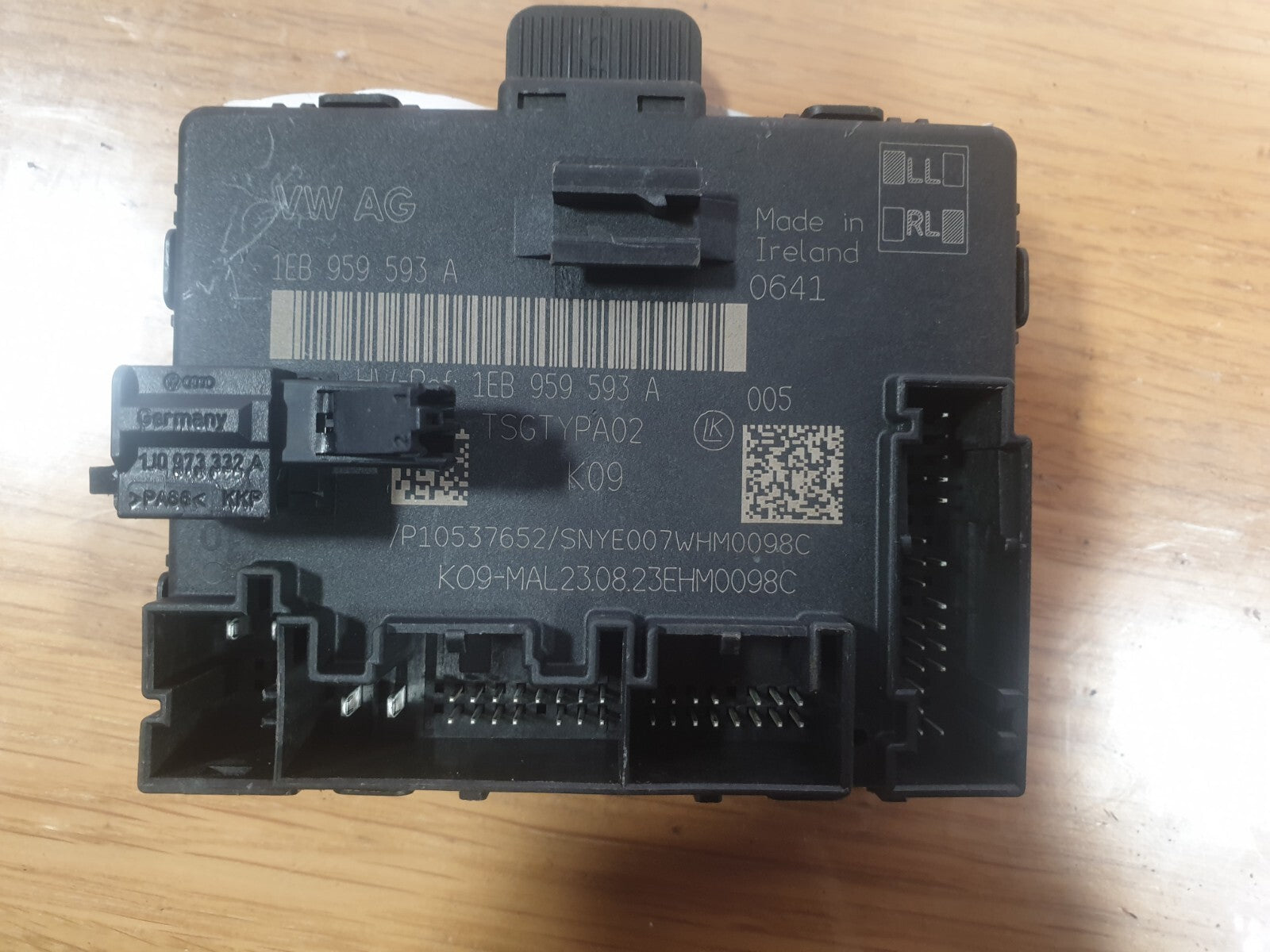 ✅Audi Q4 E-Tron S Line 2023 Front Right Door Control Unit 1EB959593A Warranty - Image 1