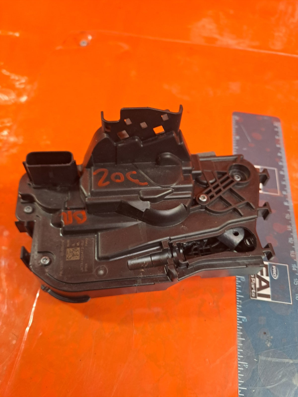 ebay-src:https://i.ebayimg.com/00/s/mtywmfgxmjaw/z/ttiaaeswqnloz56-/$_57.jpg