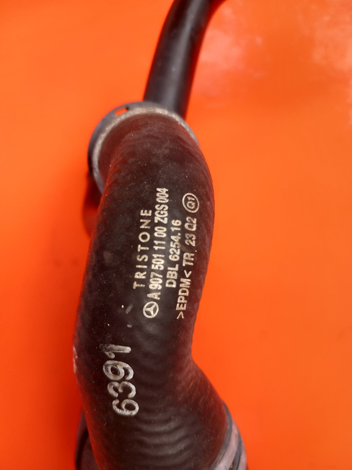 ebay-src:https://i.ebayimg.com/00/s/mtywmfgxmjaw/z/p~0aaeswwknqfw-t/$_57.jpg