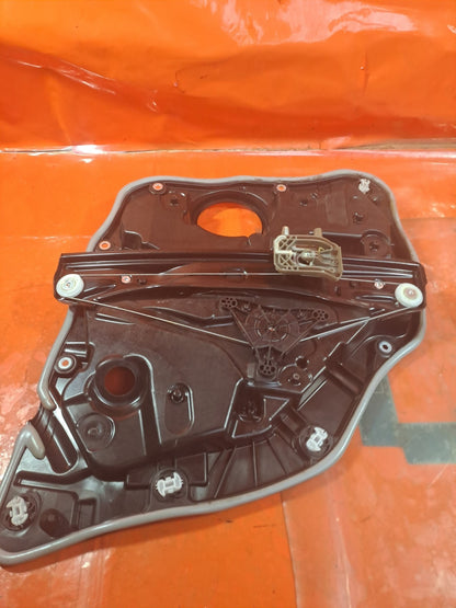 ✅BMW G20 320I M SPORT 2.0 PETROL 2021 REAR RIGHT WINDOW REGULATOR 7497100-10 - Image 6