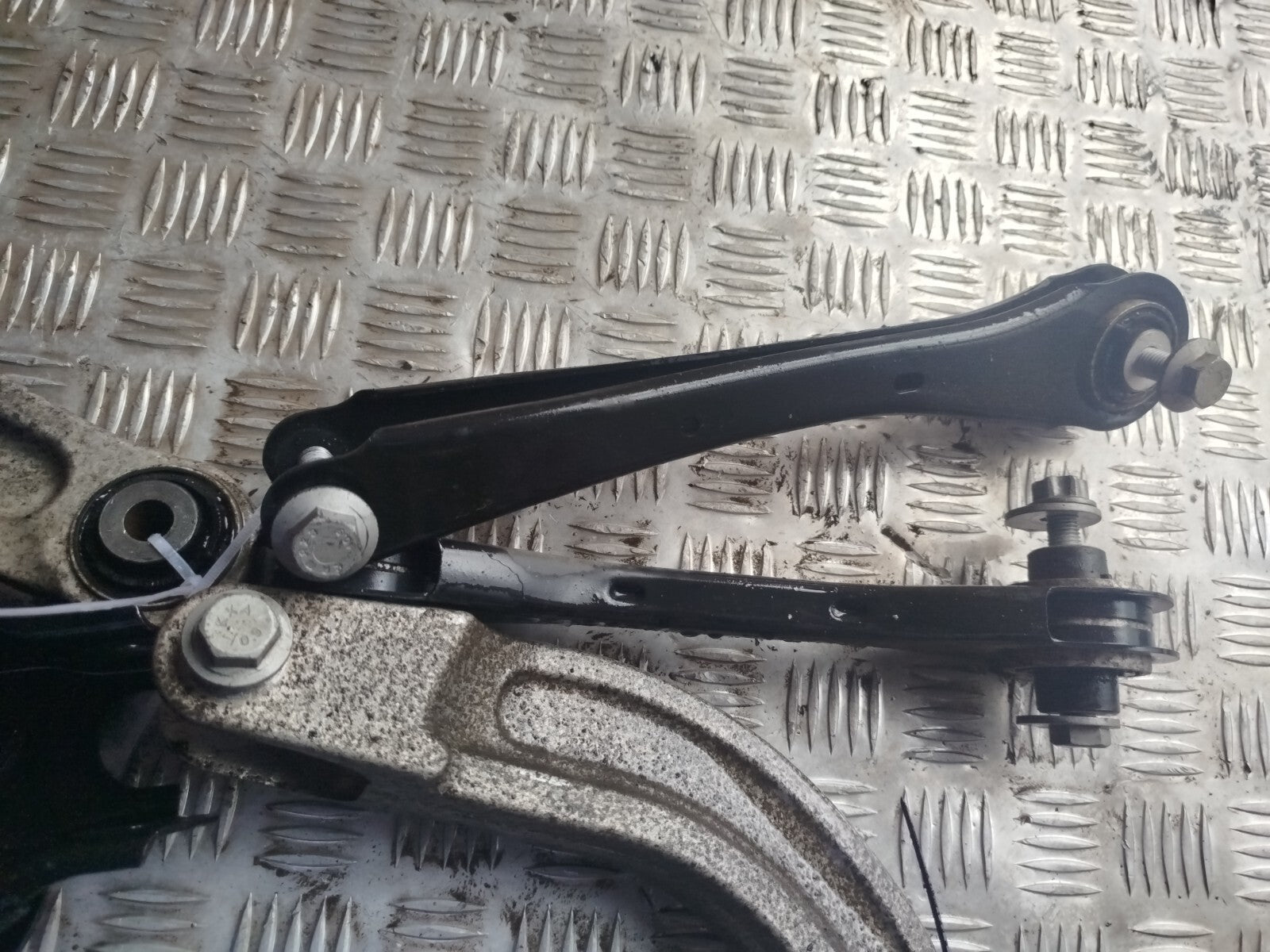 ebay-src:https://i.ebayimg.com/00/s/mtiwmfgxnjaw/z/78oaaosw8f9oxv33/$_57.jpg