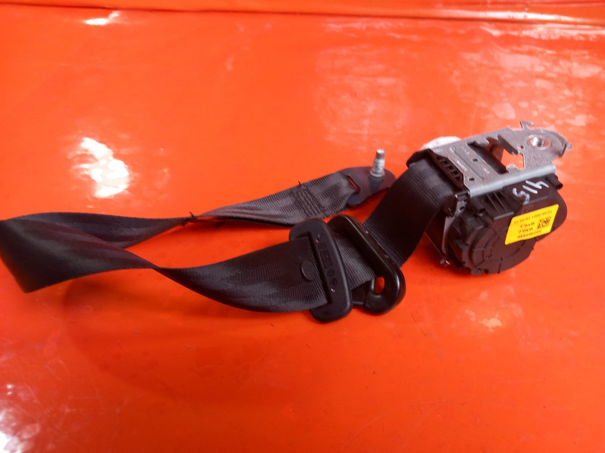 Citroen Berlingo 650 1.5 Diesel 2021 Front Middle Seat Belt 98172324XX A415 - Image 12
