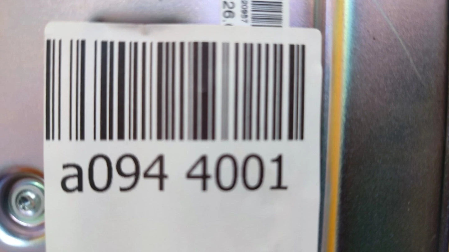 ebay-src:https://i.ebayimg.com/00/s/otawwde2mda=/z/uqcaaeswqzvqdqsd/$_57.jpg