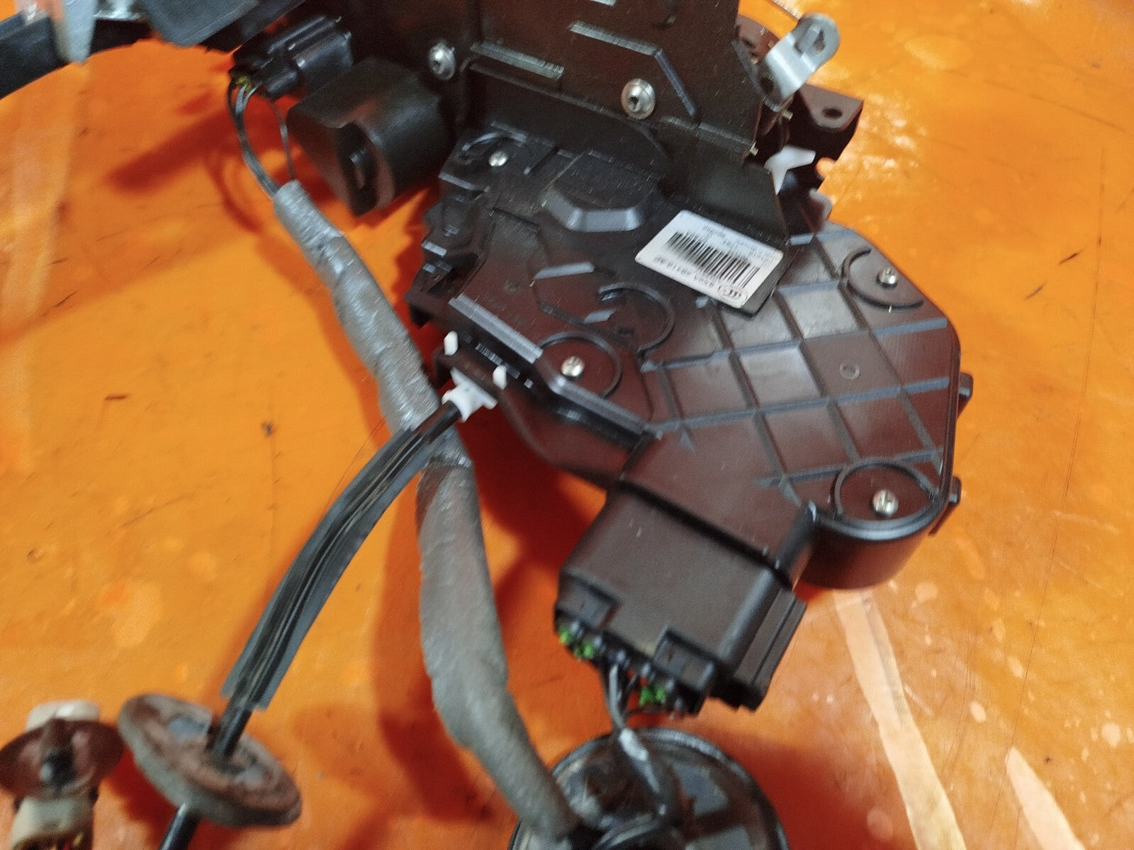 ✅LAND ROVER DISCOVERY 4 L319 3.0 DIESEL 2011 REAR LEFT DOOR LOCK 8X2A26413AC - Image 11