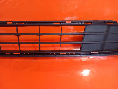 2019 Ford Galaxy MK3 Zetec Front Bumper Lower Radiator Grill EM2B-17A754-SB A345 - Image 3