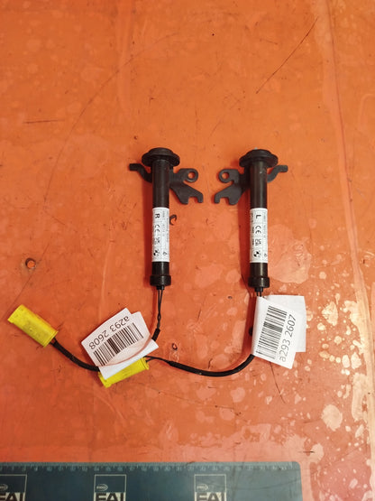 ✅BMW 220D M SPORT F44 2.0 DIESEL 2023 BONNET HINGE ACTUATOR PAIR 7450943 7450944 - Image 1