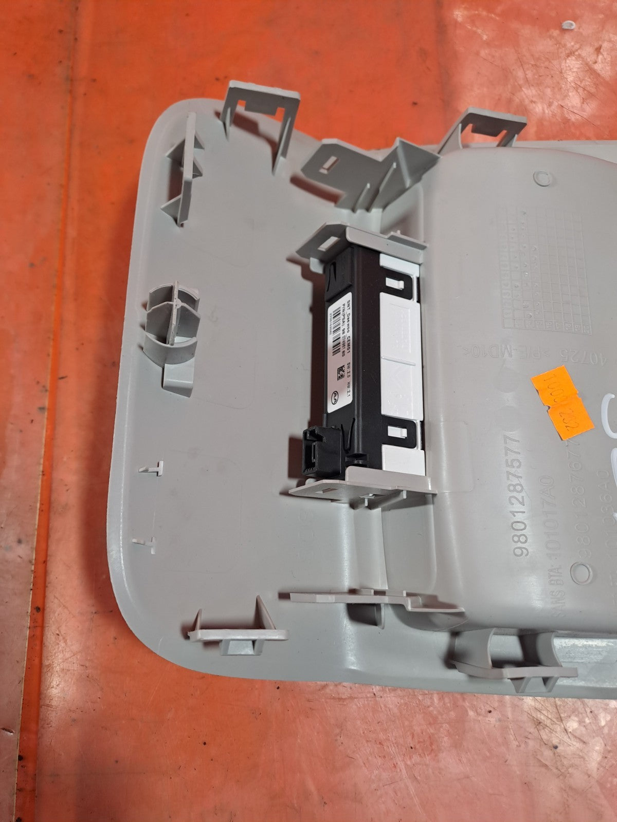 ✅CITROEN C4 CACTUS 1.6 DIESEL 2015 FRONT ROOF INTERIOR LIGHT 9801287577 Warranty - Image 10