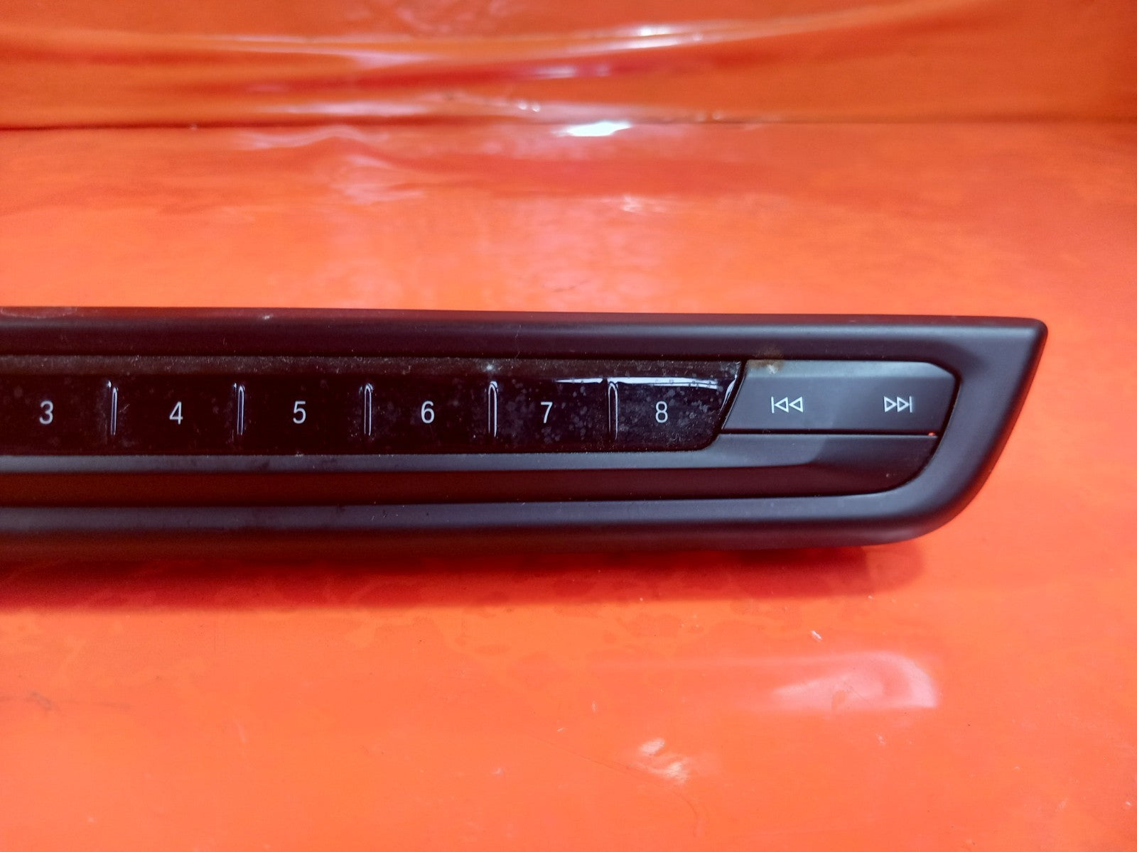 ebay-src:https://i.ebayimg.com/00/s/mtiwmfgxnjaw/z/7dkaaesw02jqmols/$_57.jpg