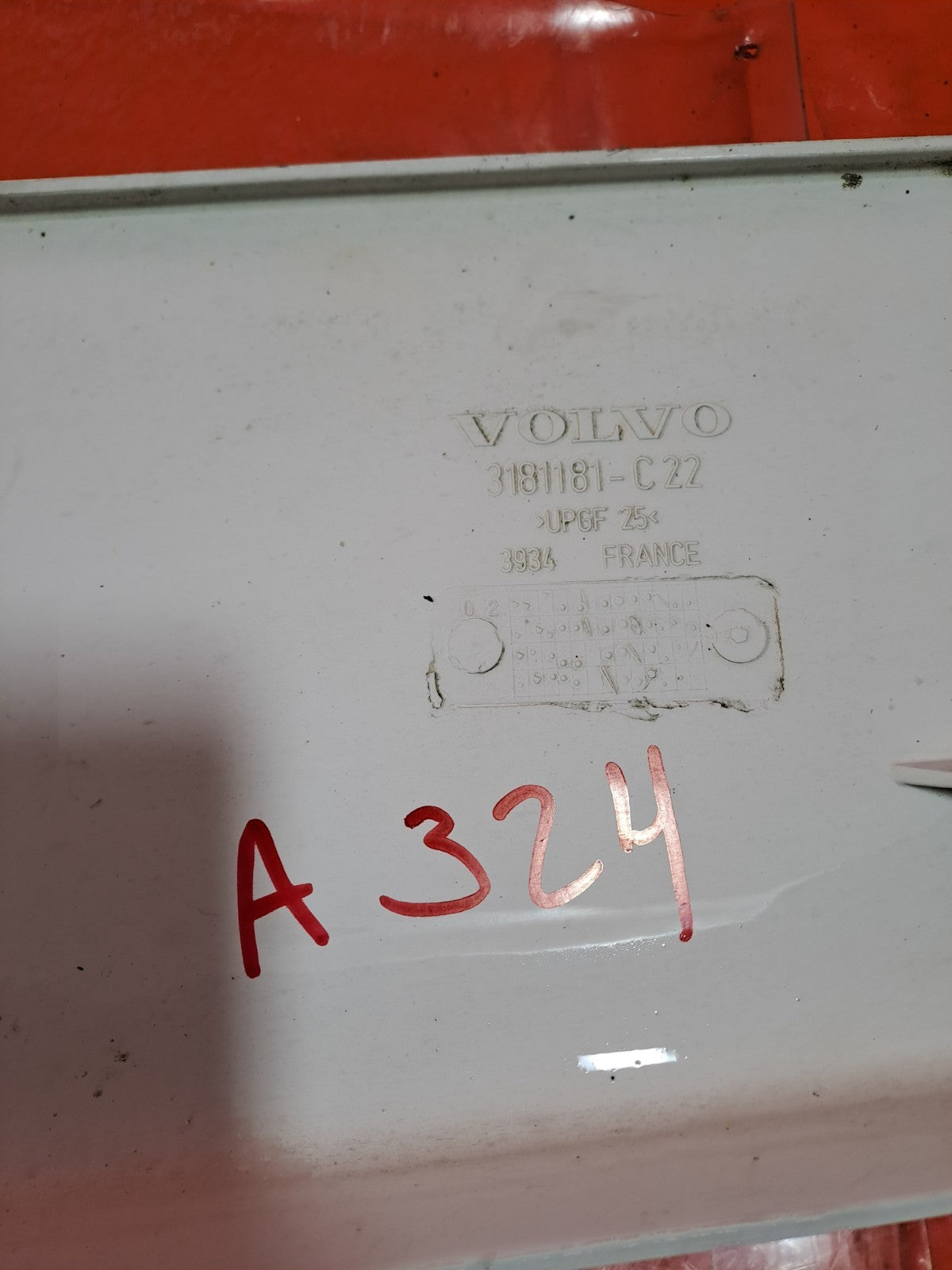 ✅VOLVO FL 5.5 DIESEL 2003 REAR LEFT CABIN WIND DEFLECTOR SPOILER 3181181 A324 - Image 6
