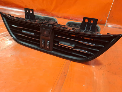 ✅2019 Ford Focus MK4 ST-Line Center Dash Air Vent JX7B-19K617-AL + Warranty A354 - Image 3