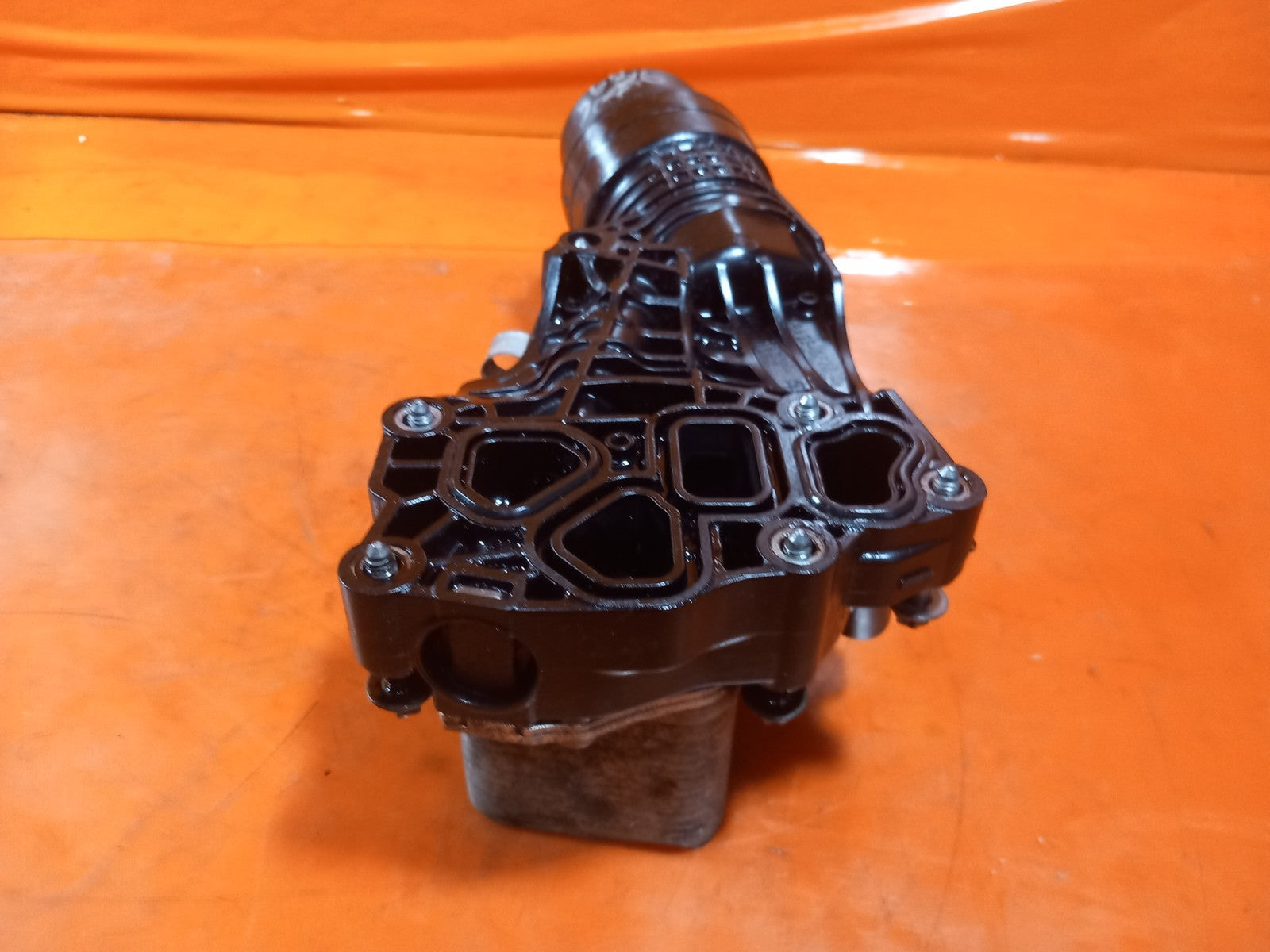2021 BMW 1 Series F40 Oil Filter Housing Cooler 1185812S01 Warranty A365 - Image 8