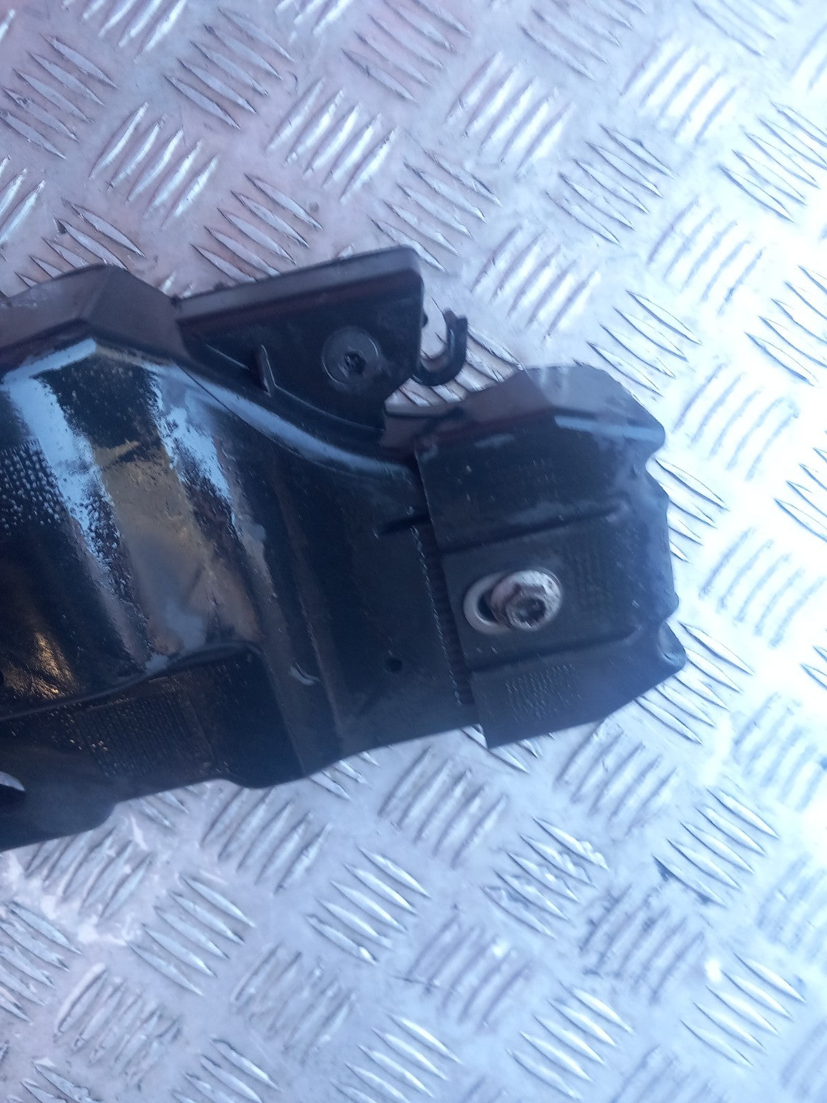 ebay-src:https://i.ebayimg.com/00/s/mtywmfgxmjaw/z/hz0aaeswkexqrkaf/$_57.jpg