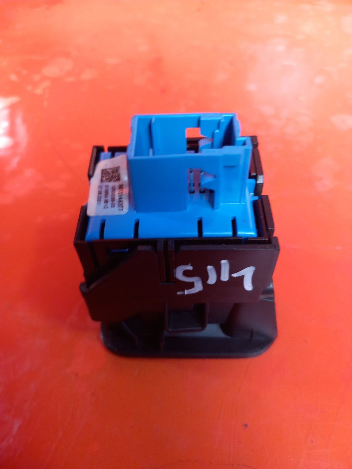 ebay-src:https://i.ebayimg.com/00/s/mtywmfgxmjaw/z/dyyaaeswcdjqv1yu/$_57.jpg