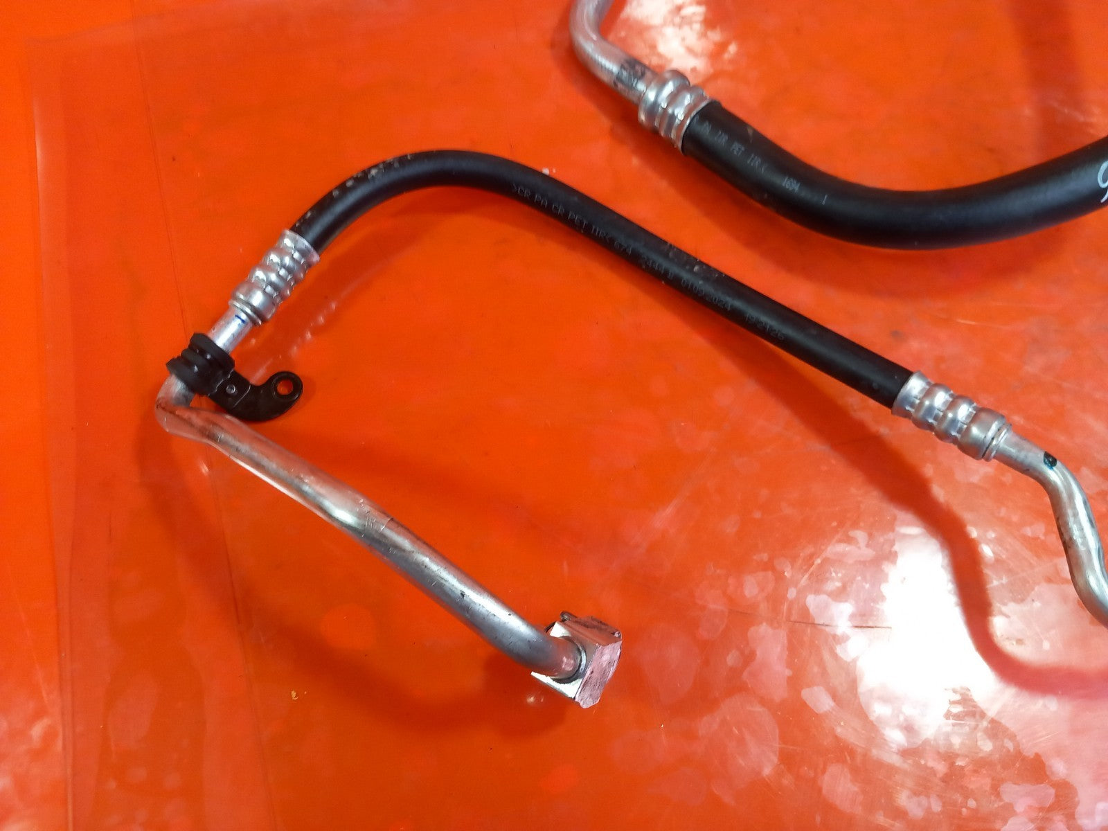 2025 Land Rover Defender L663 A/C Air Con Hose Pipe x2 MY42-19N601-BB A396 - Image 11