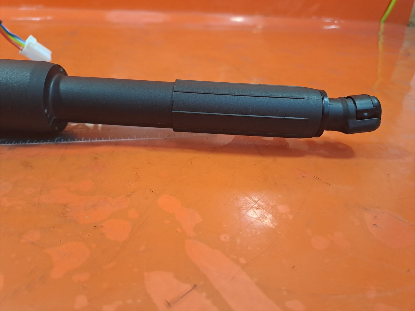 2024 TESLA MODEL 3 LONG TAILGATE BOOT LID STRUT RIGHT 1714866-00-D WARRANTY A207 - Image 8