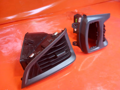 ✅2014 Ford Transit Custom Pair of Dash Air Vent BK21-V018B08-CE + Warranty A384 - Image 4