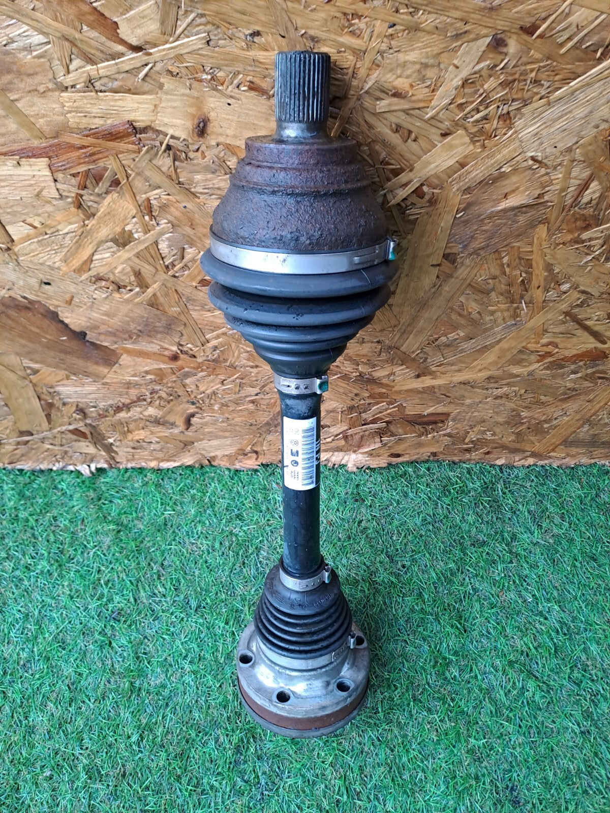✅VW PASSAT CC GT 2.0 DIESEL 2013 FRONT LEFT MANUAL DRIVESHAFT 1K0407271NP A246 - Image 2
