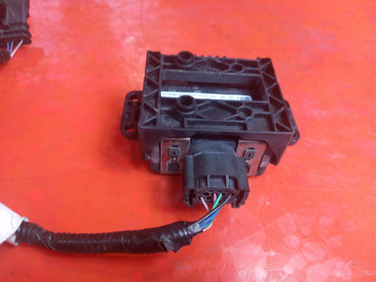 Land Rover Defender L663 3.0 Diesel 2025 Front Radar Sensor R8B29G768AB Warranty - Image 7